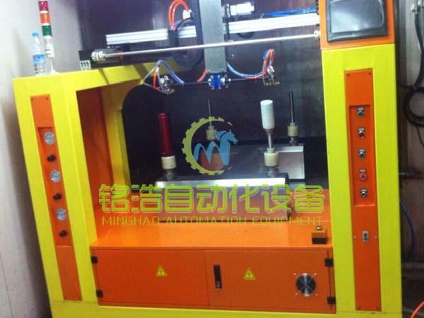 双盘三轴往复机