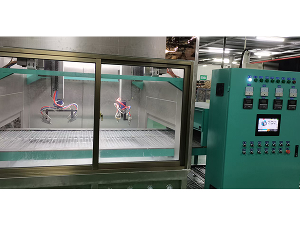 三轴往复自动喷涂线