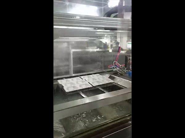 五轴往复机自动喷涂线